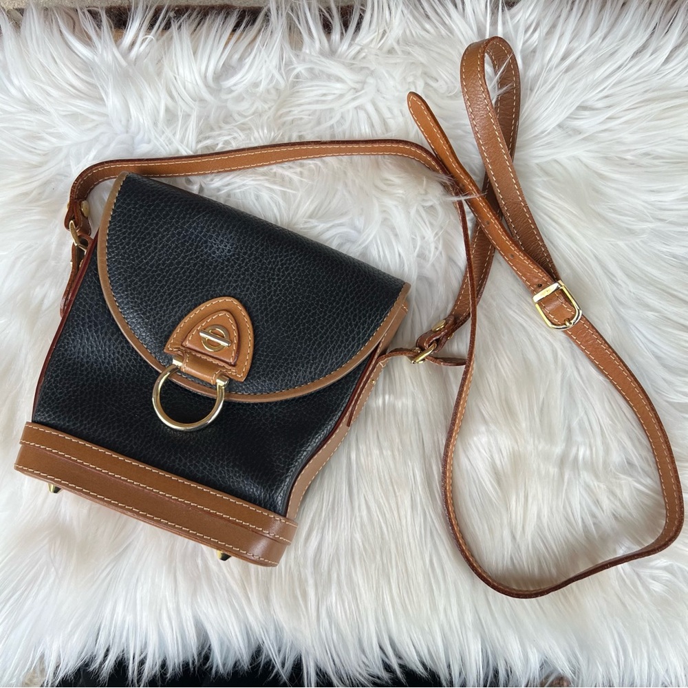 Hebe Black and Chestnut Tan Pebble Leather Gold Fixture Ring Small Bucket Bag